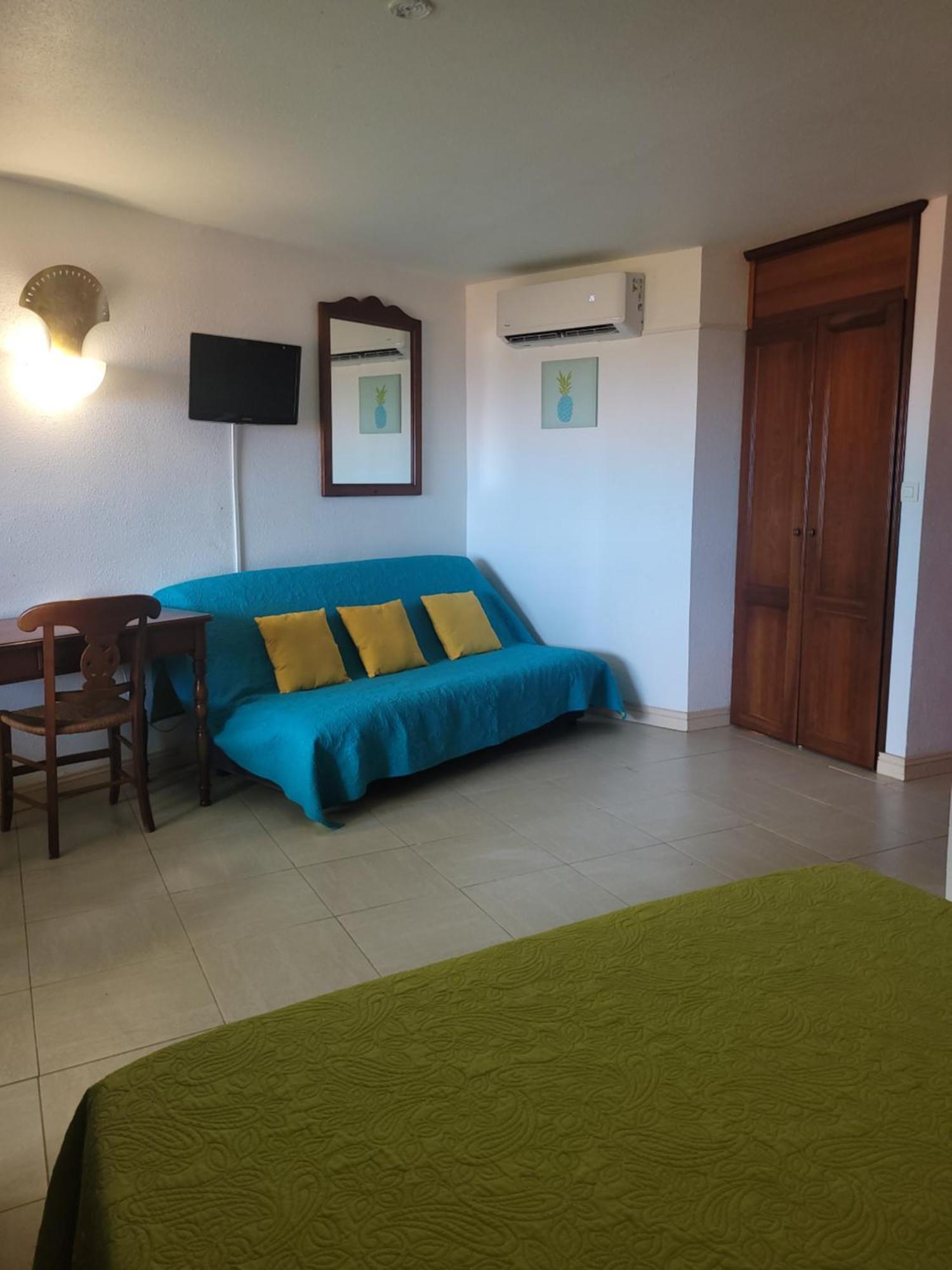 Turquoise Caritan Apartment แซ็งแตนน์ ภายนอก รูปภาพ